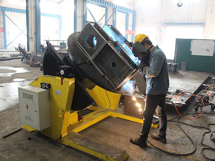 華新科焊接變位機(jī) 華新科焊接變位機(jī)